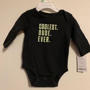 Carter’s black newborn boys’ onesie, adorable, new,